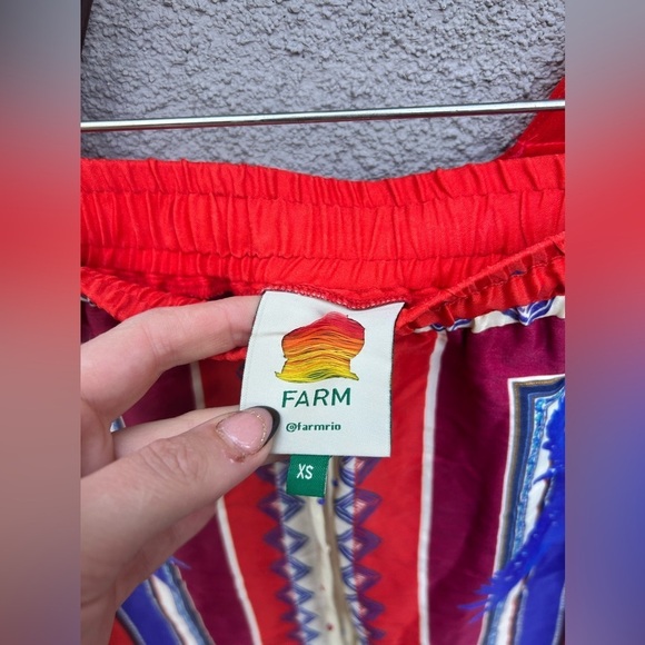 Farm Rio Macaw Scarf Blouse + Macaw Scarf Straight-Leg Pants - Picture 10 of 13